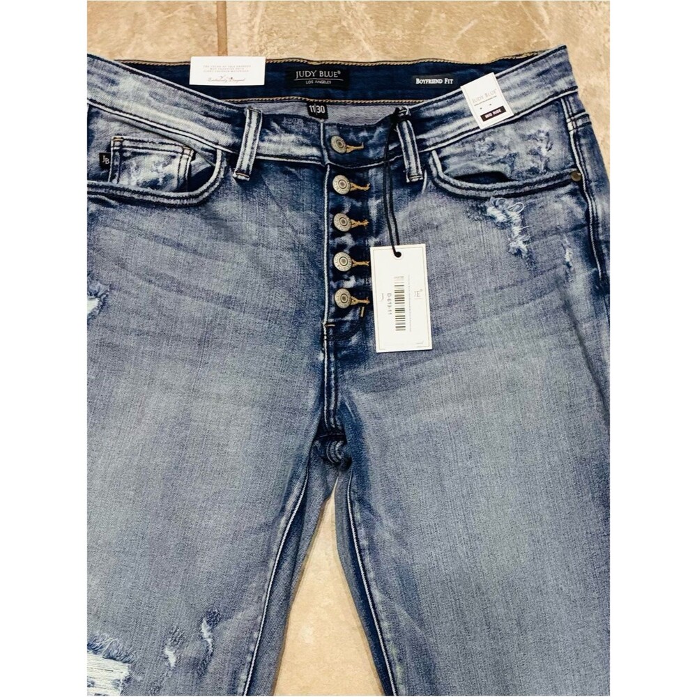 Judy Blue Mid Rise Boyfriend Fit Distressed Jeans Women’s 30x34 NWT - Picture 6 of 14